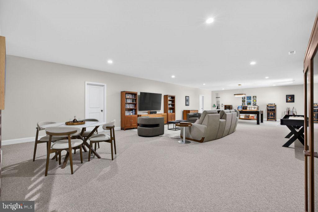 THE RESERVE AT FALLEN OAKS - Residential