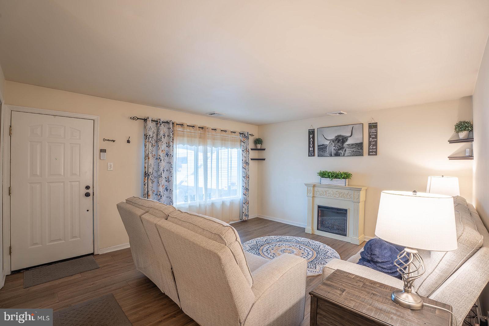 FAIRLESS HILLS - Residential