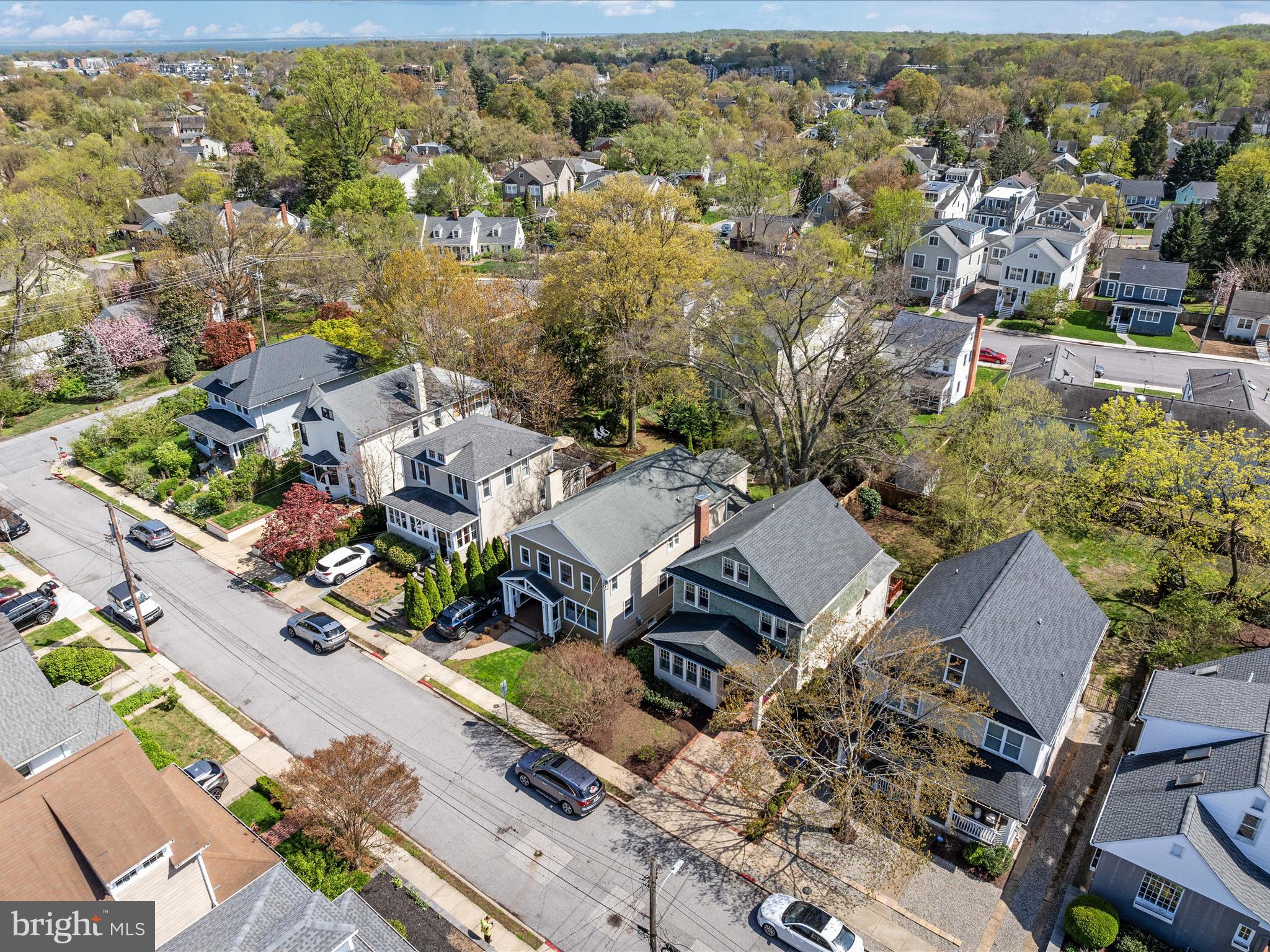 MURRAY HILL - Residential