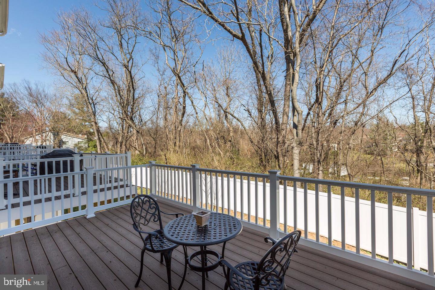 SENECA HILL - Residential Lease