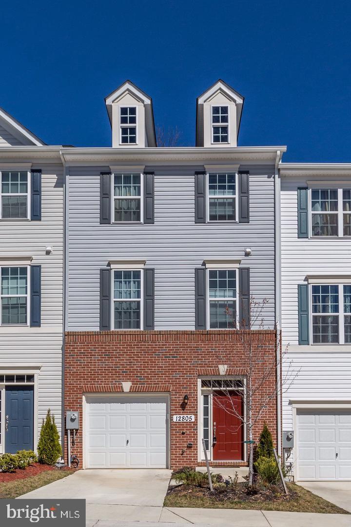 SENECA HILL - Residential Lease
