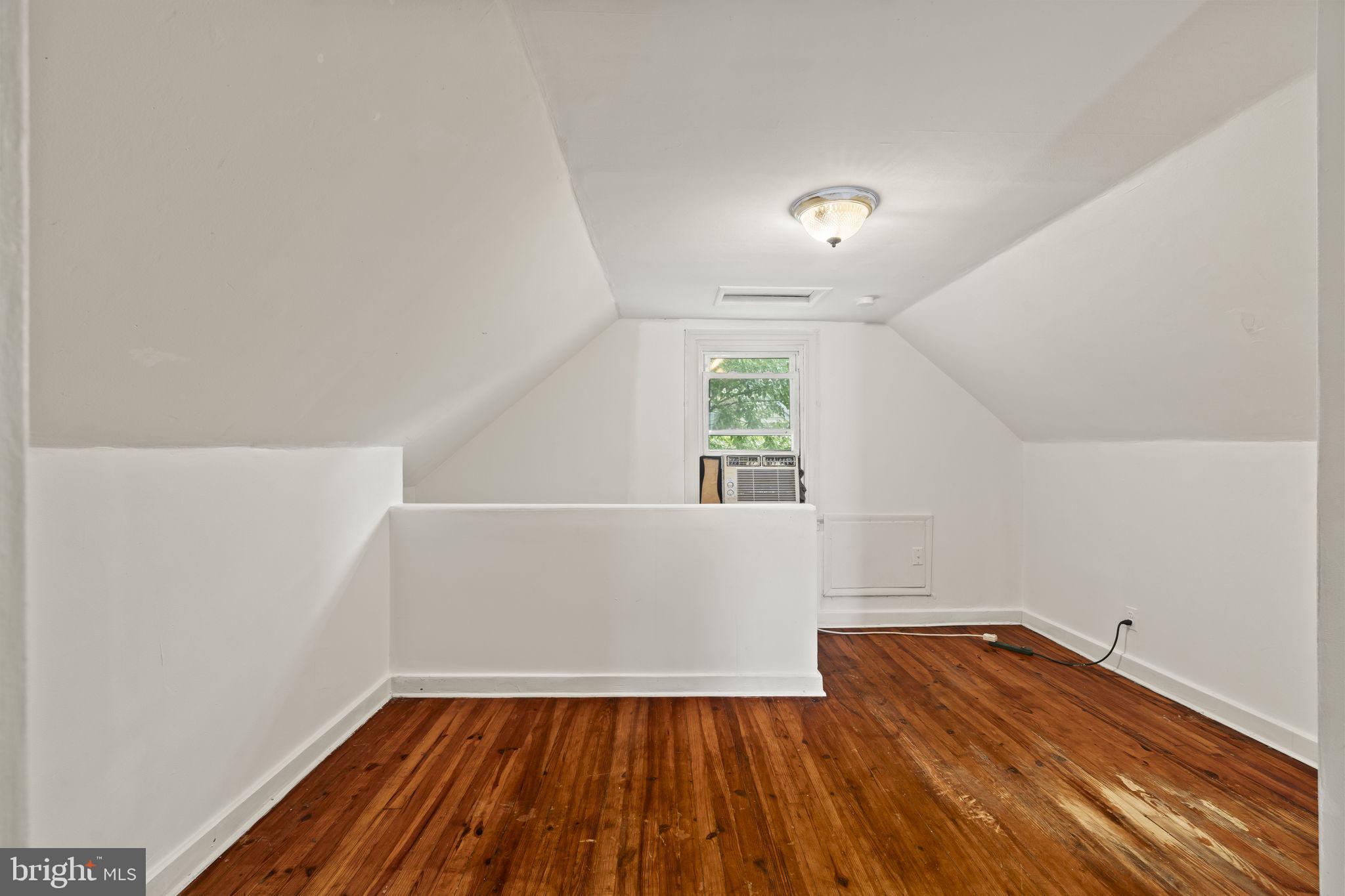 RHAWNHURST - Residential