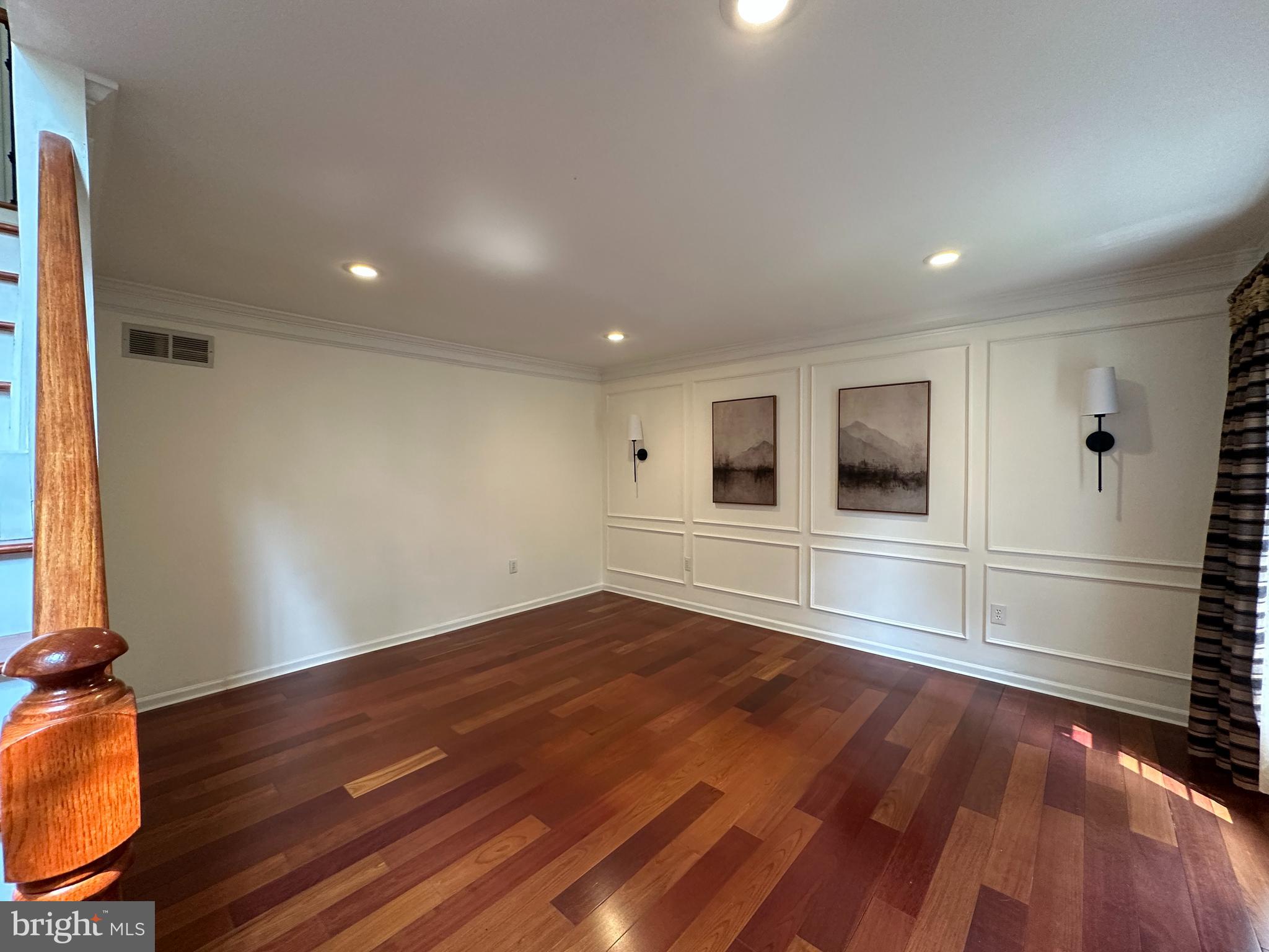 WOODLANDS - Residential