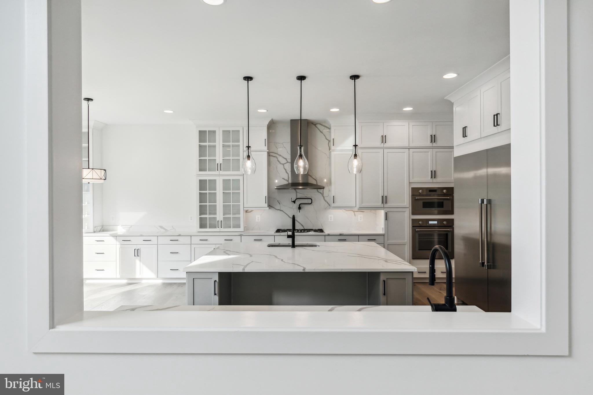 POTOMAC CHASE - Residential