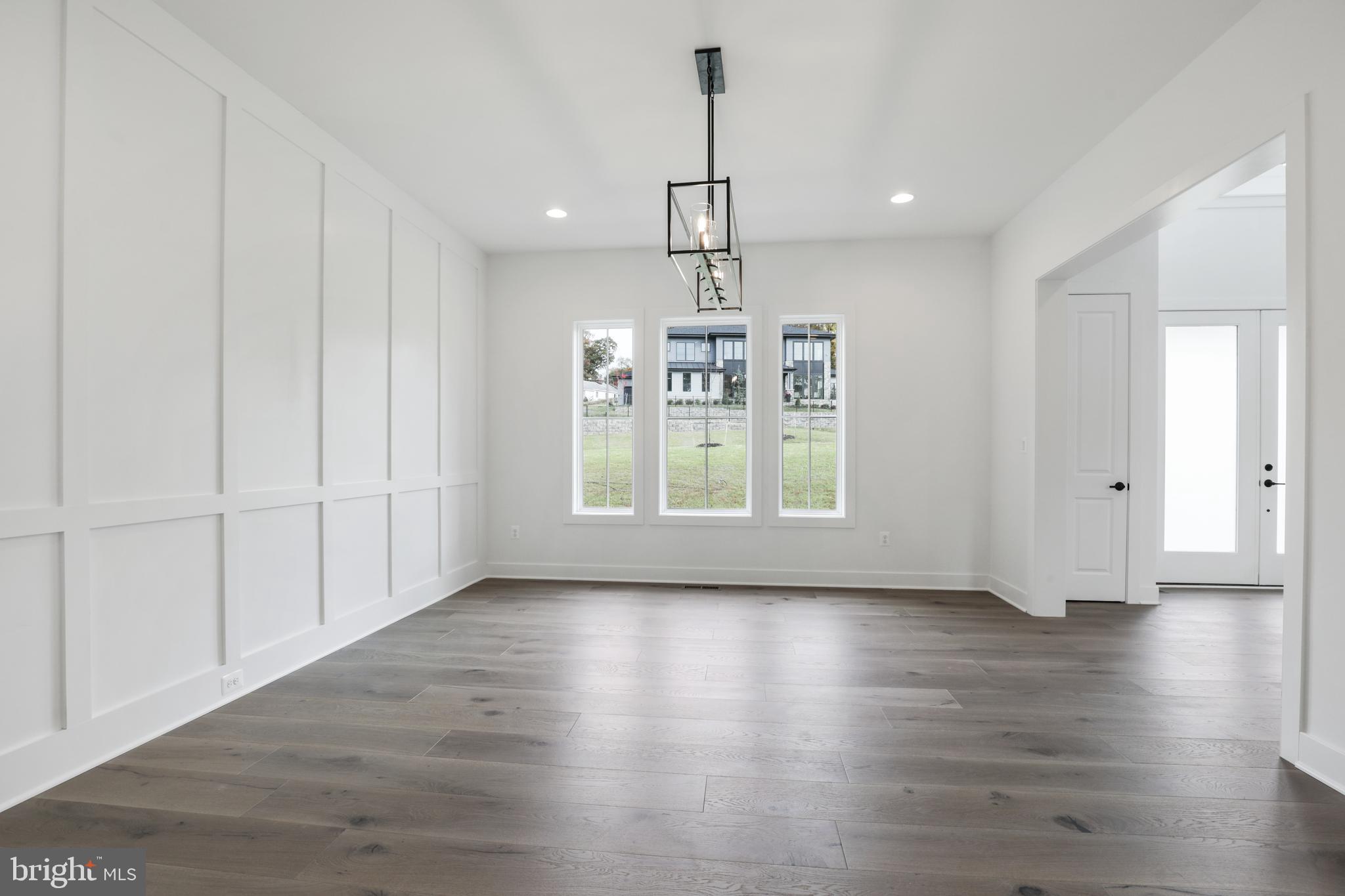 POTOMAC CHASE - Residential