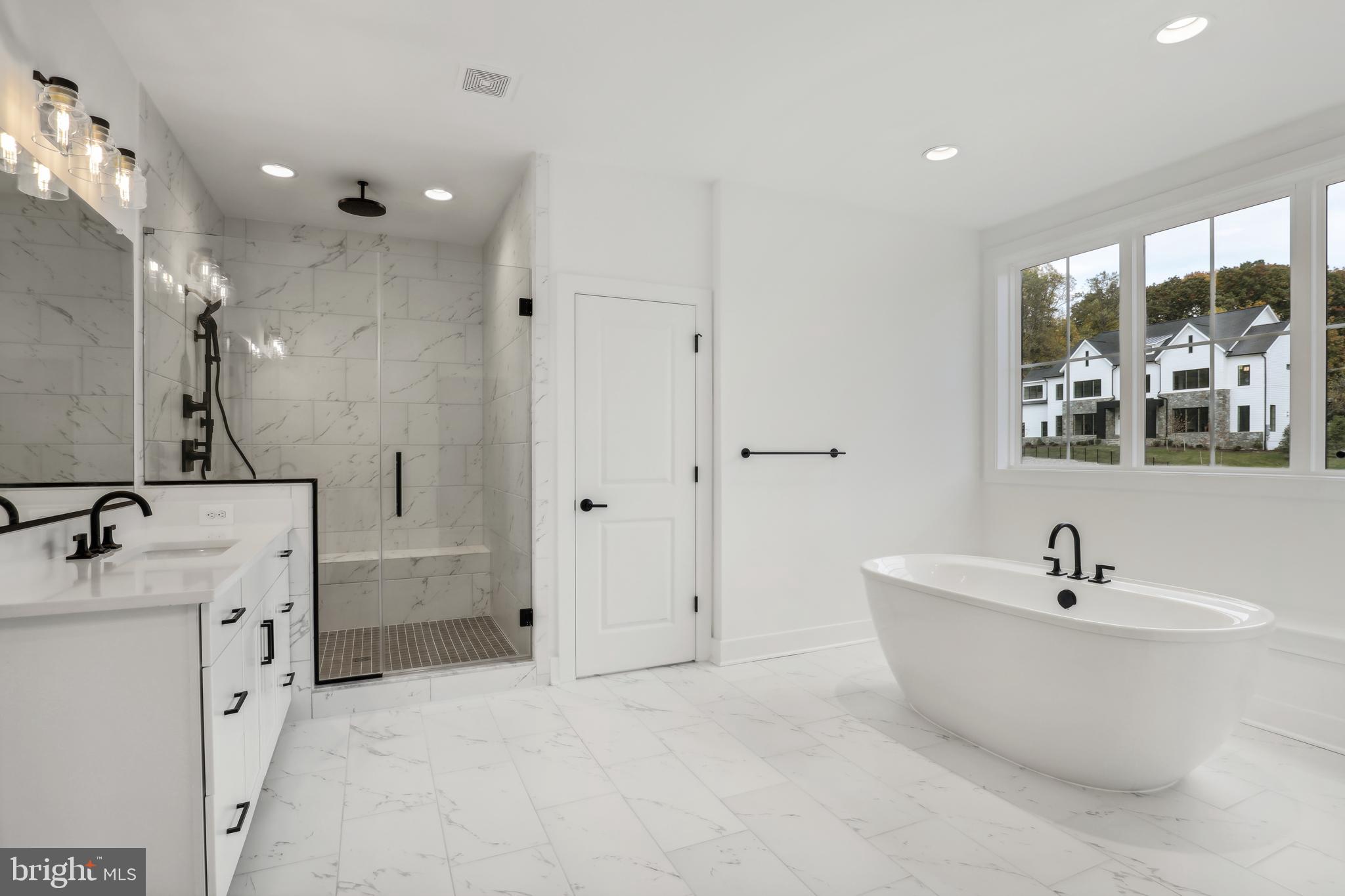 POTOMAC CHASE - Residential
