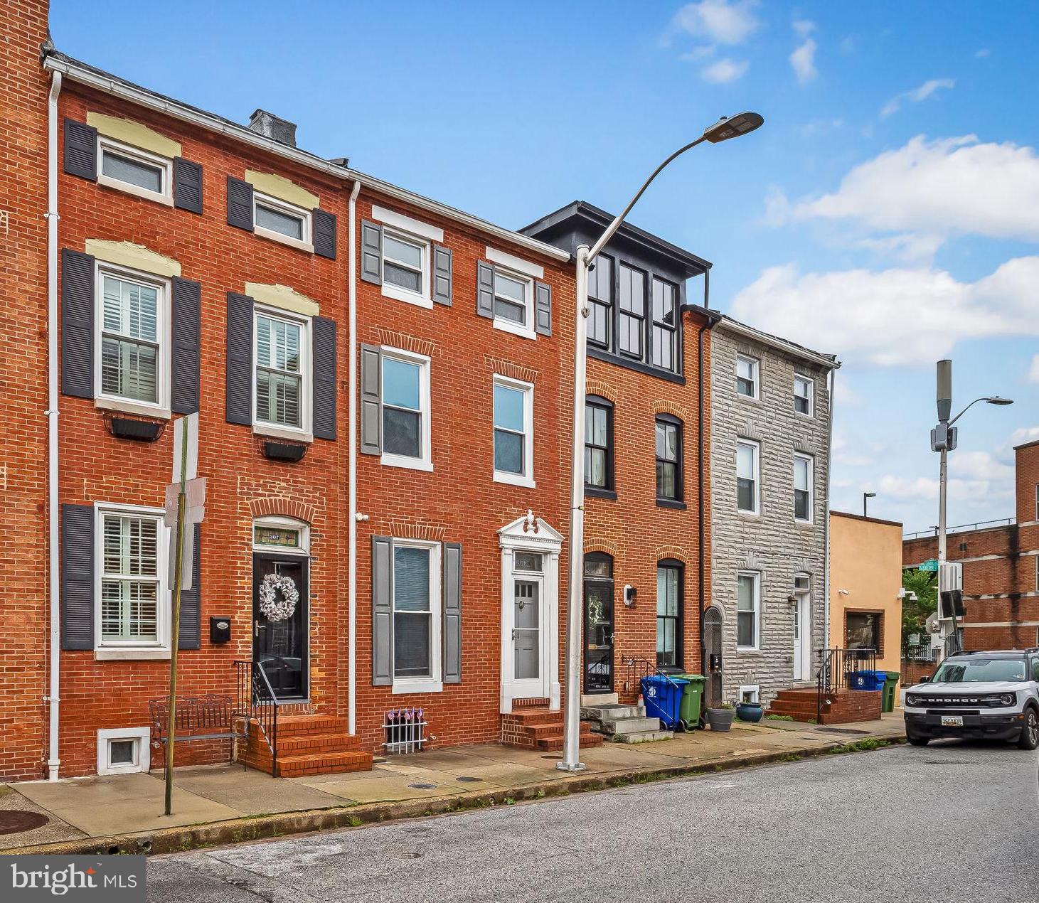 LITTLE ITALY - Residential