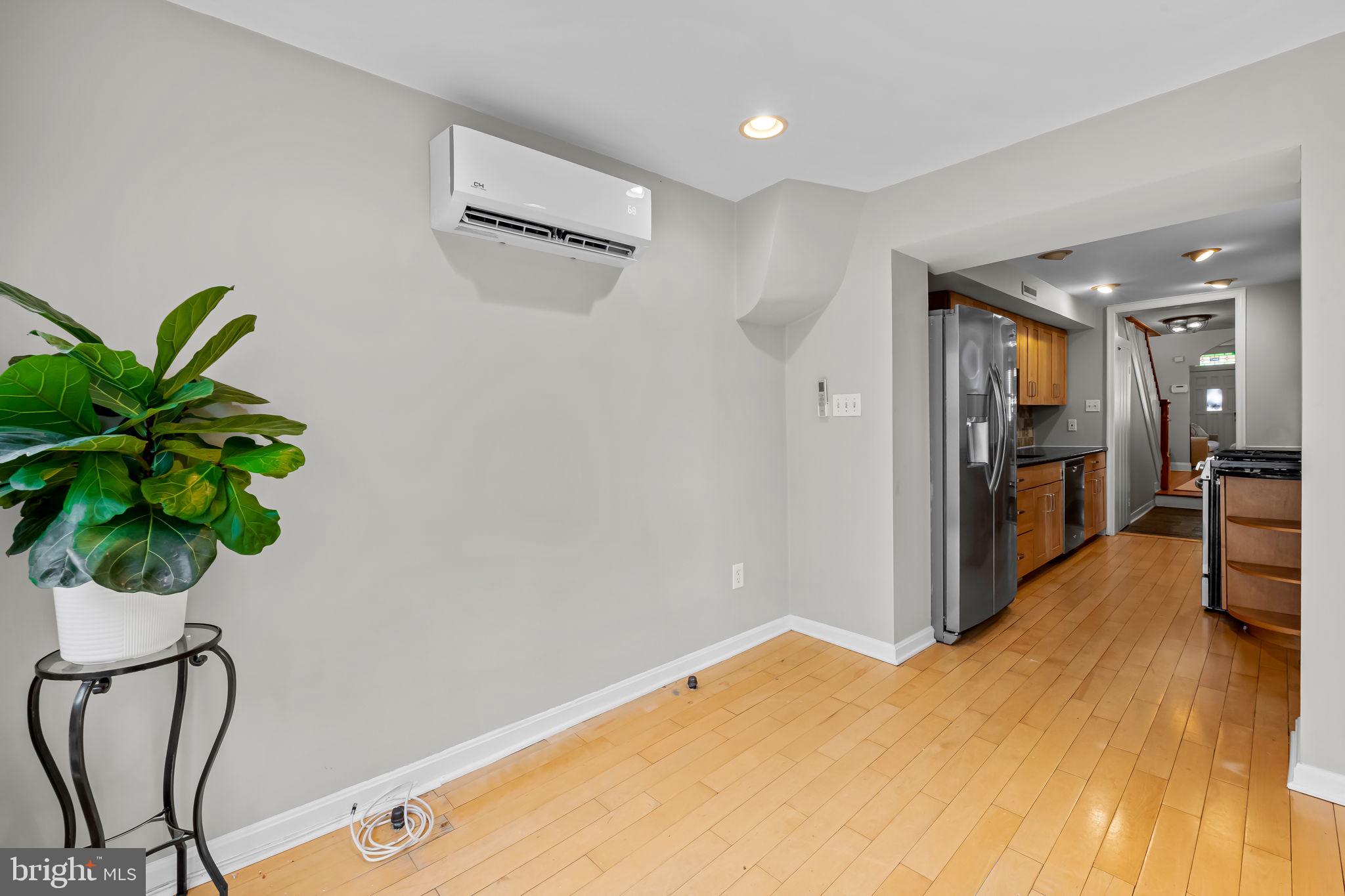 LITTLE ITALY - Residential