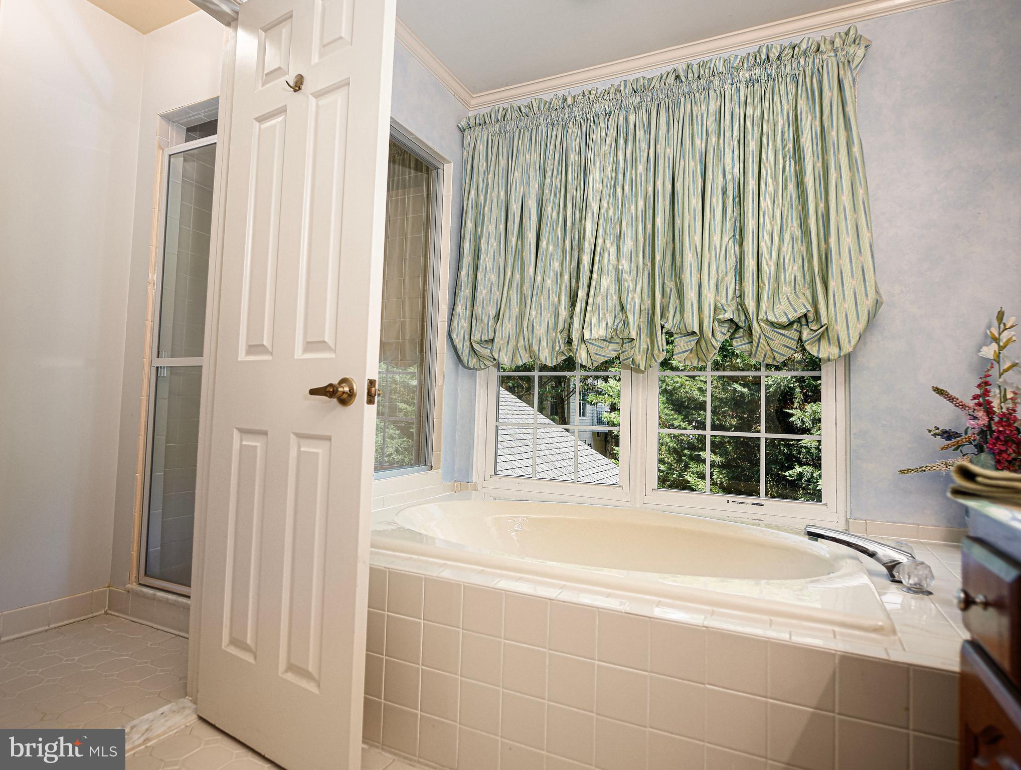 DULANEY GATE - Residential