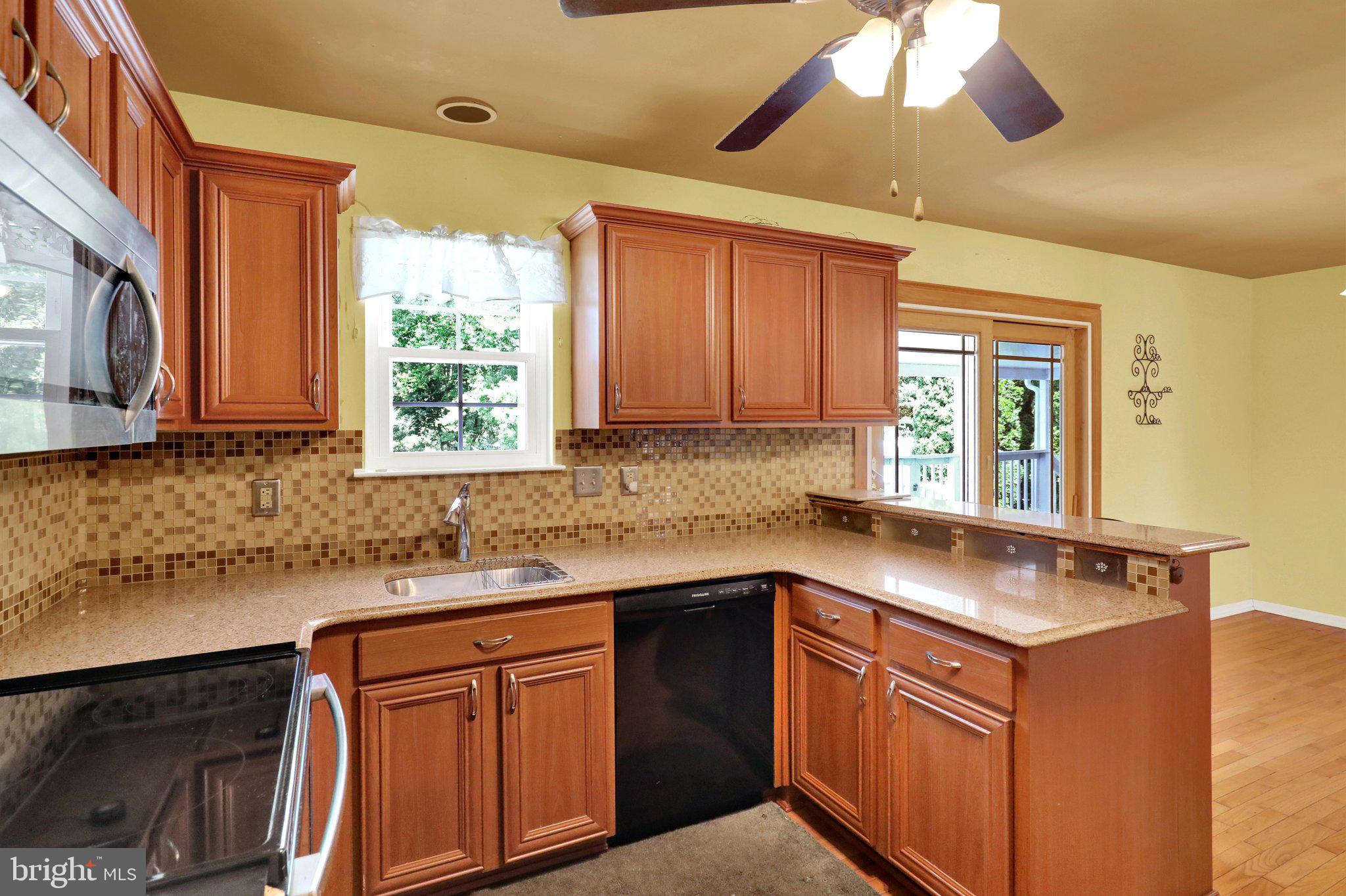 ONTELAUNEE HEIGHTS - Residential