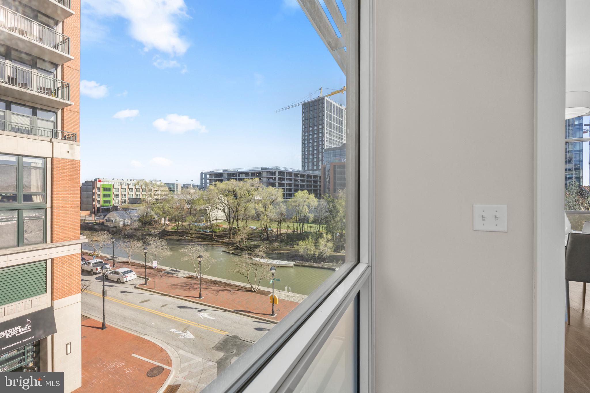 HARBOR EAST - Residential
