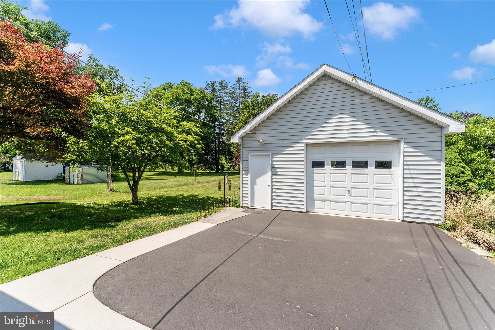 HALFWAY AREA - Residential