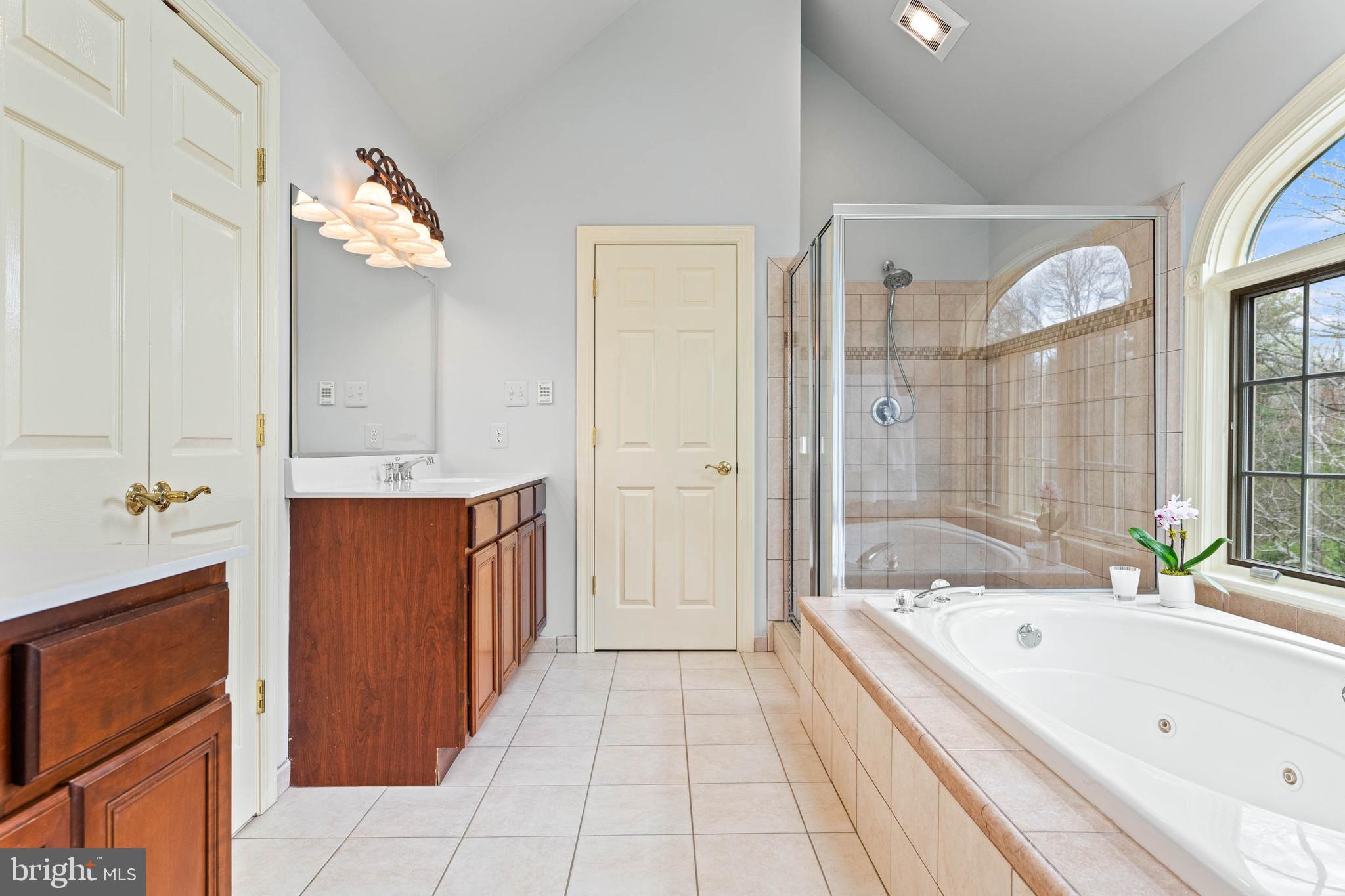 LEOPARD LAKES - Residential