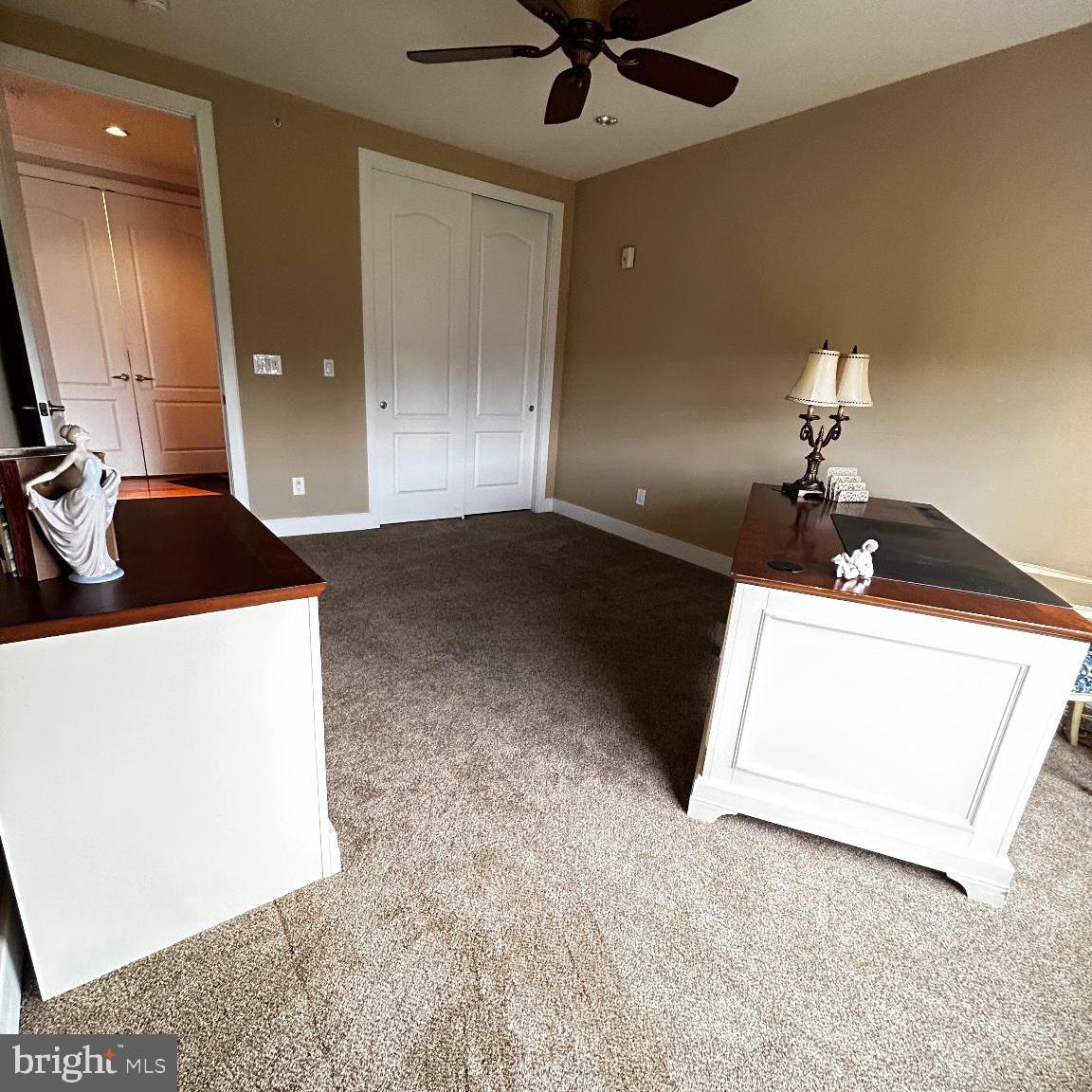 MERIDIAN VALLEY SQ - Residential