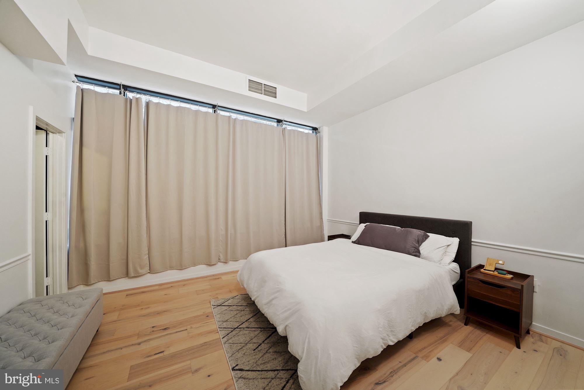 ATRIUM CONDO - Residential
