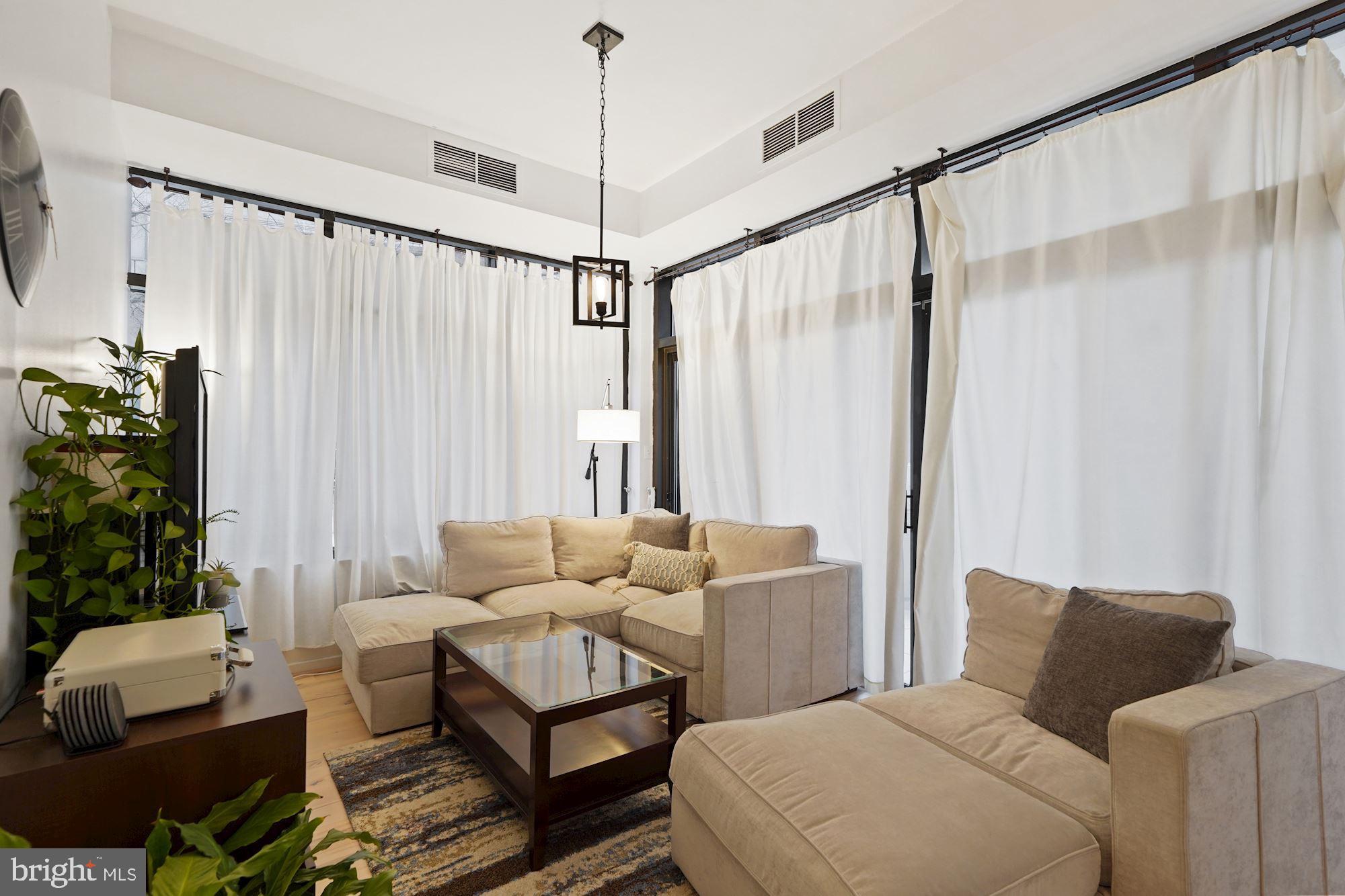 ATRIUM CONDO - Residential
