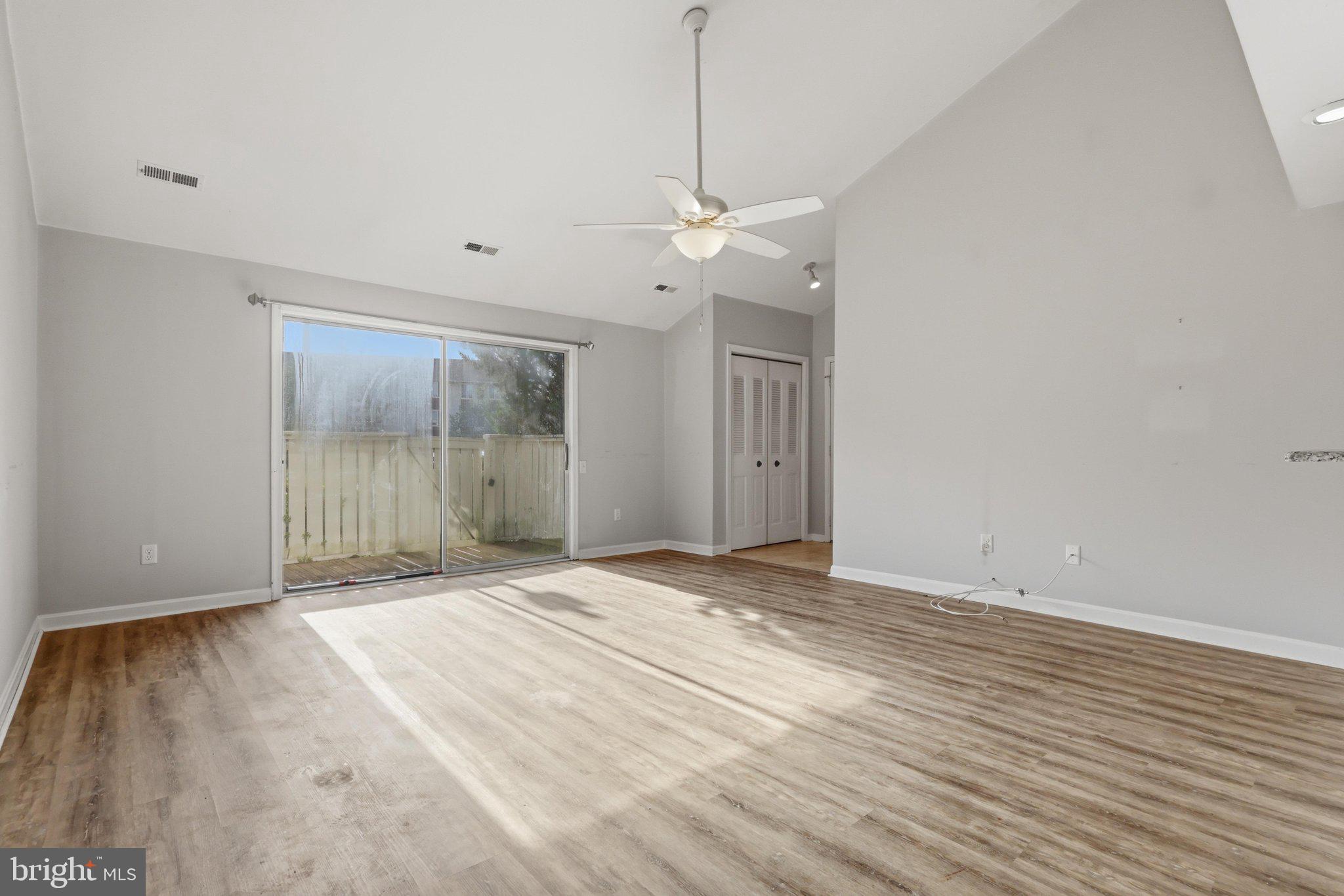 WOODLANDS NORTH - Residential