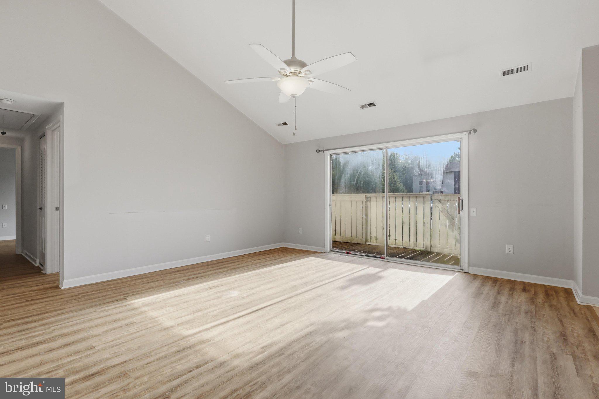 WOODLANDS NORTH - Residential