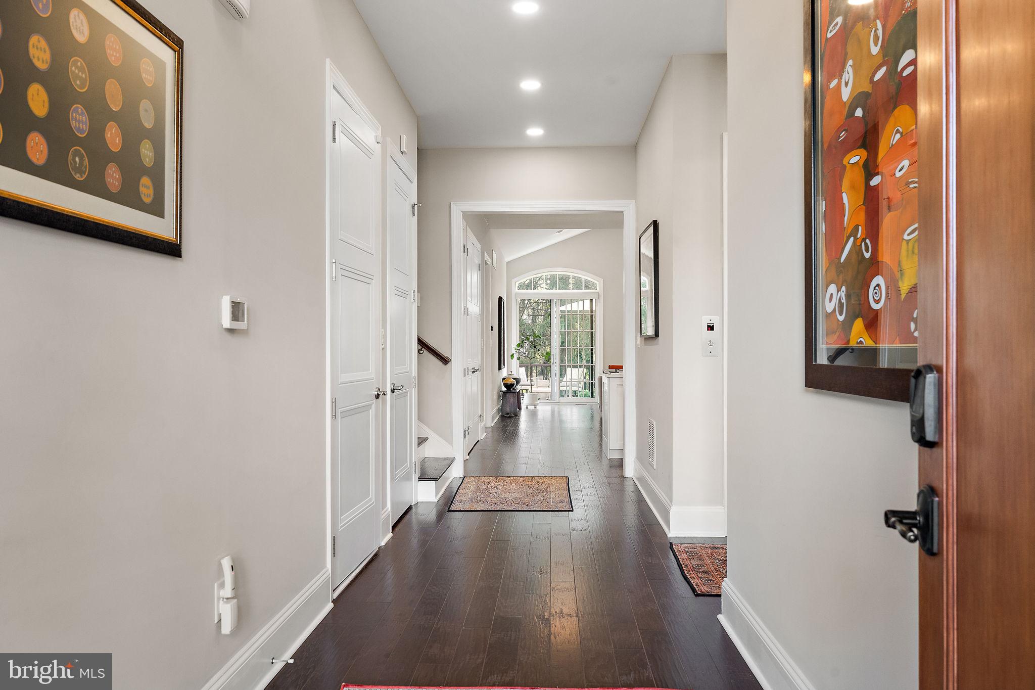COLUMBIA PLACE - Residential
