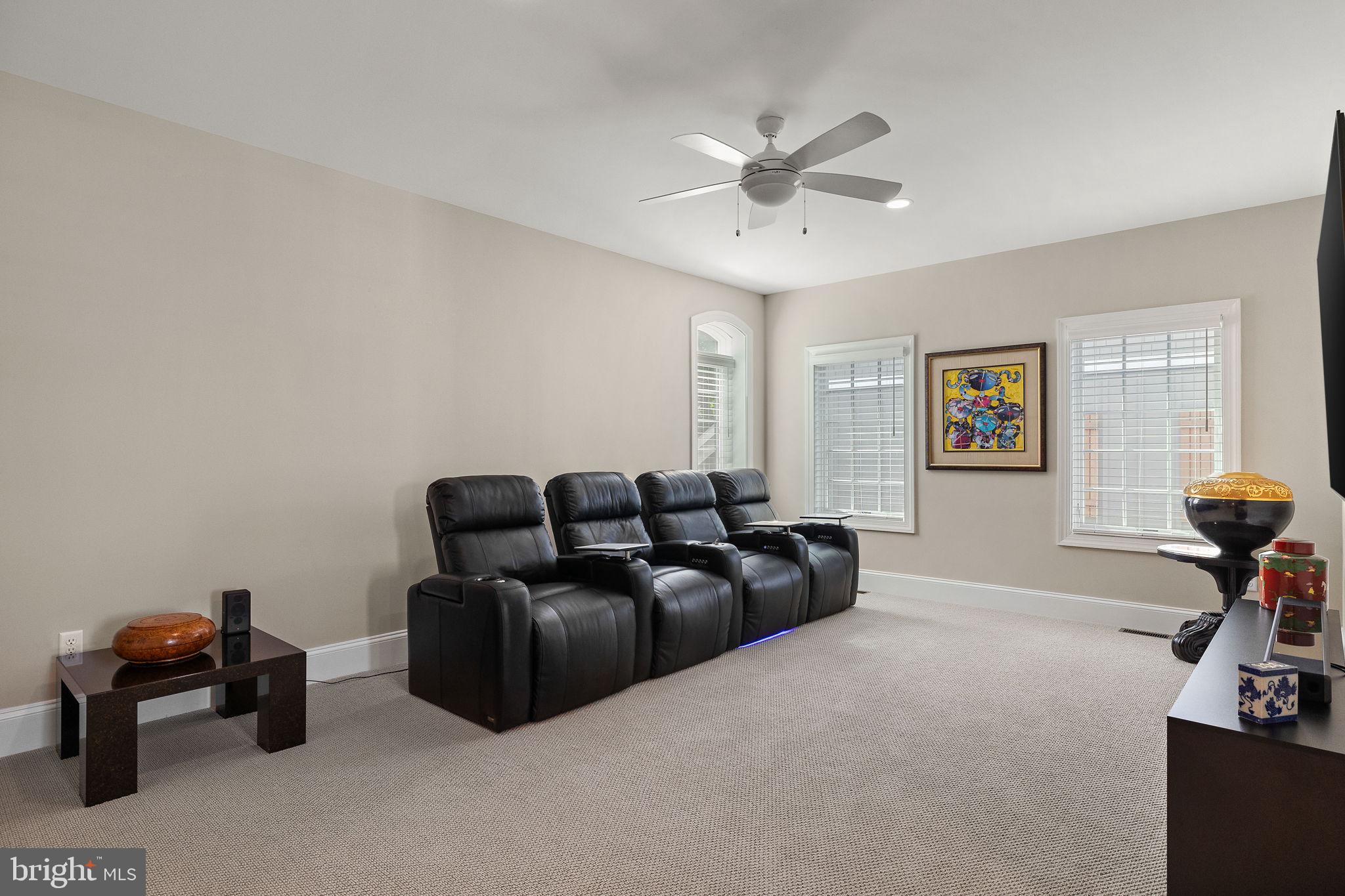 COLUMBIA PLACE - Residential