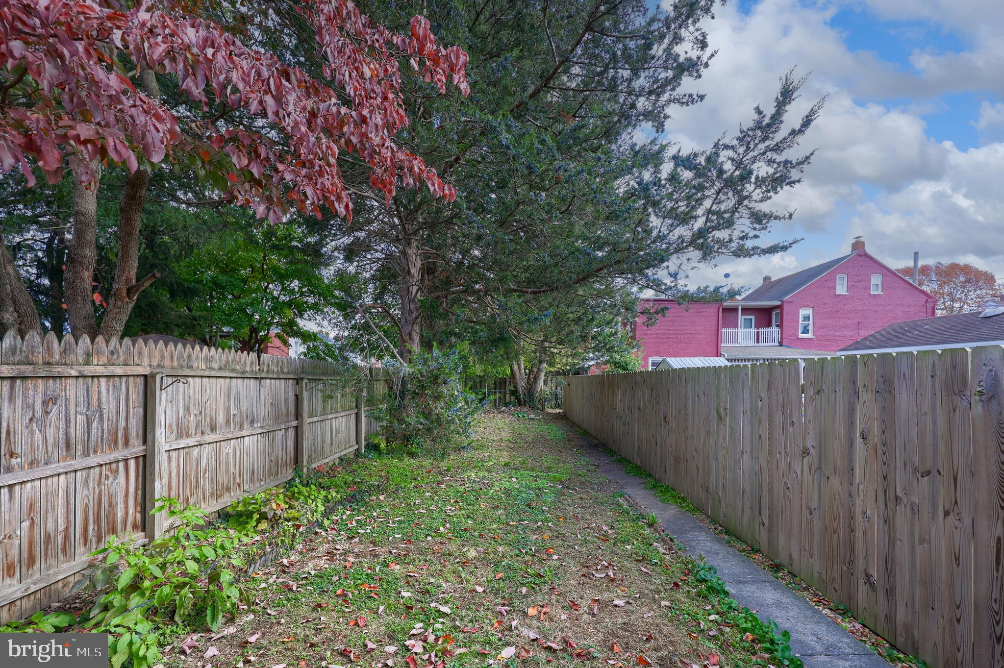 COLUMBIA - Residential
