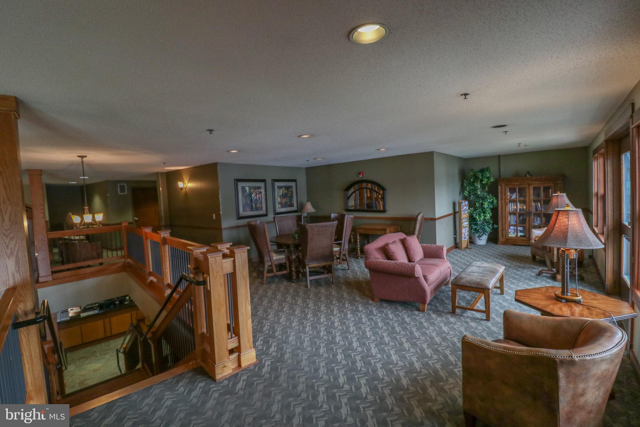 SILVER TREE SUITES - Residential