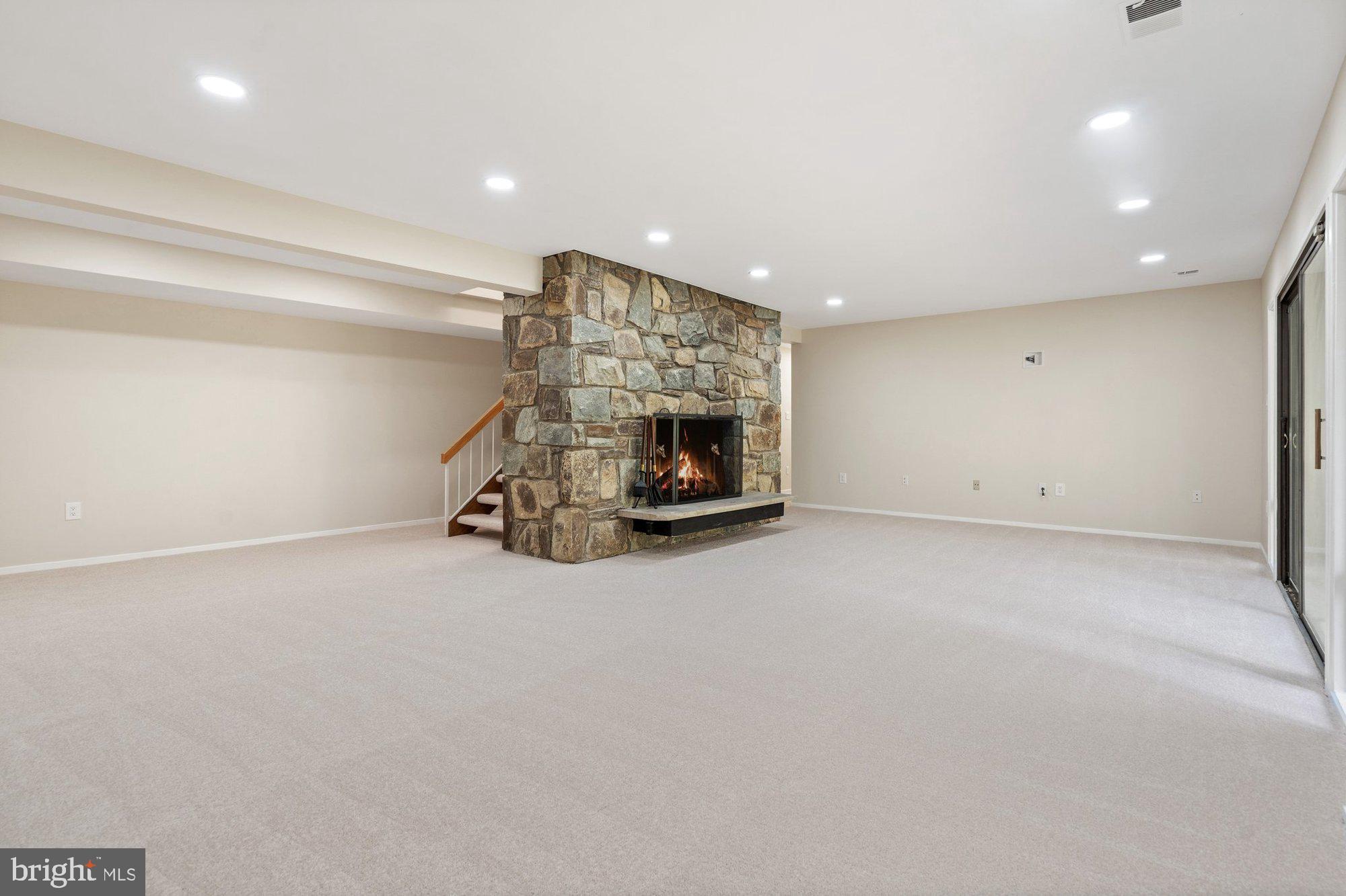 WOLF TRAP WOODS - Residential