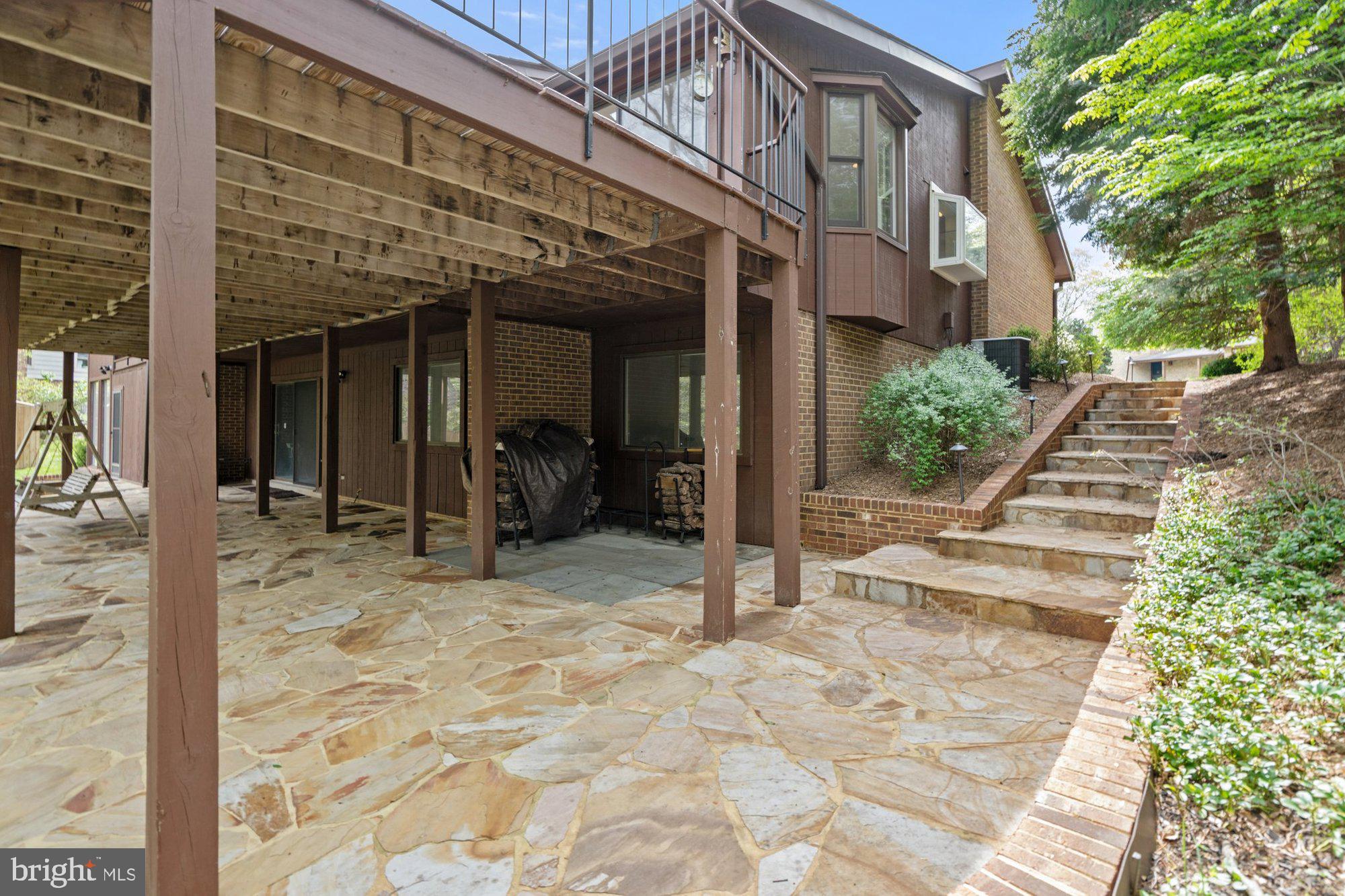 WOLF TRAP WOODS - Residential