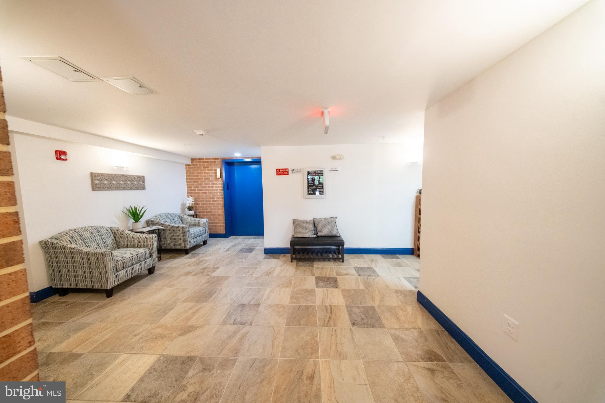 LEISURE WORLD - Residential