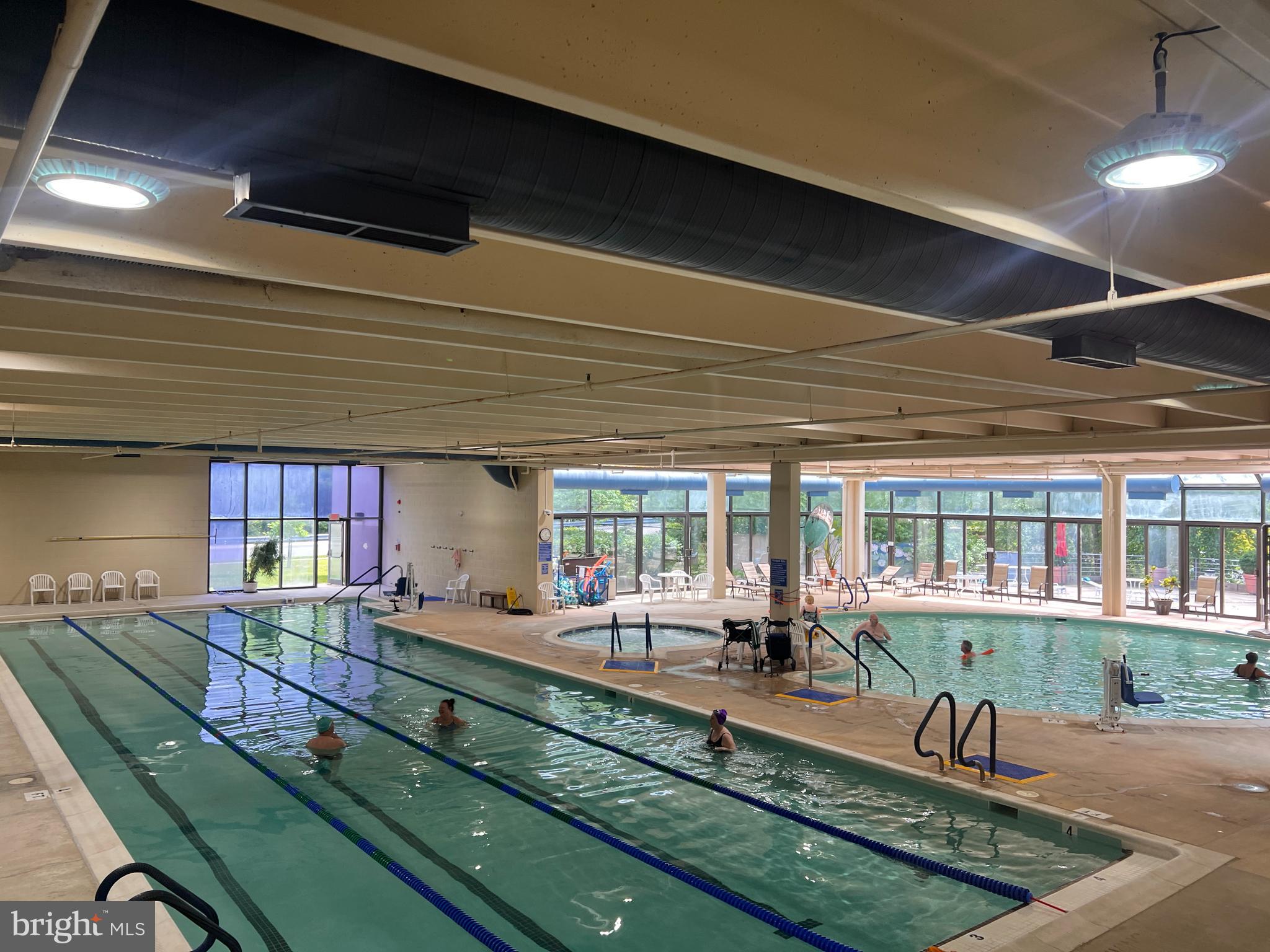 LEISURE WORLD - Residential