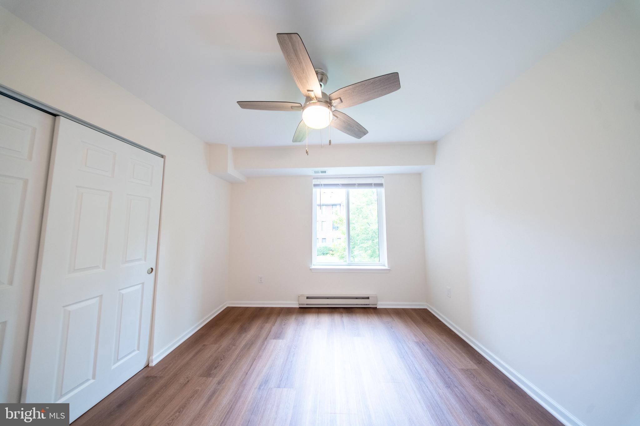 LEISURE WORLD - Residential