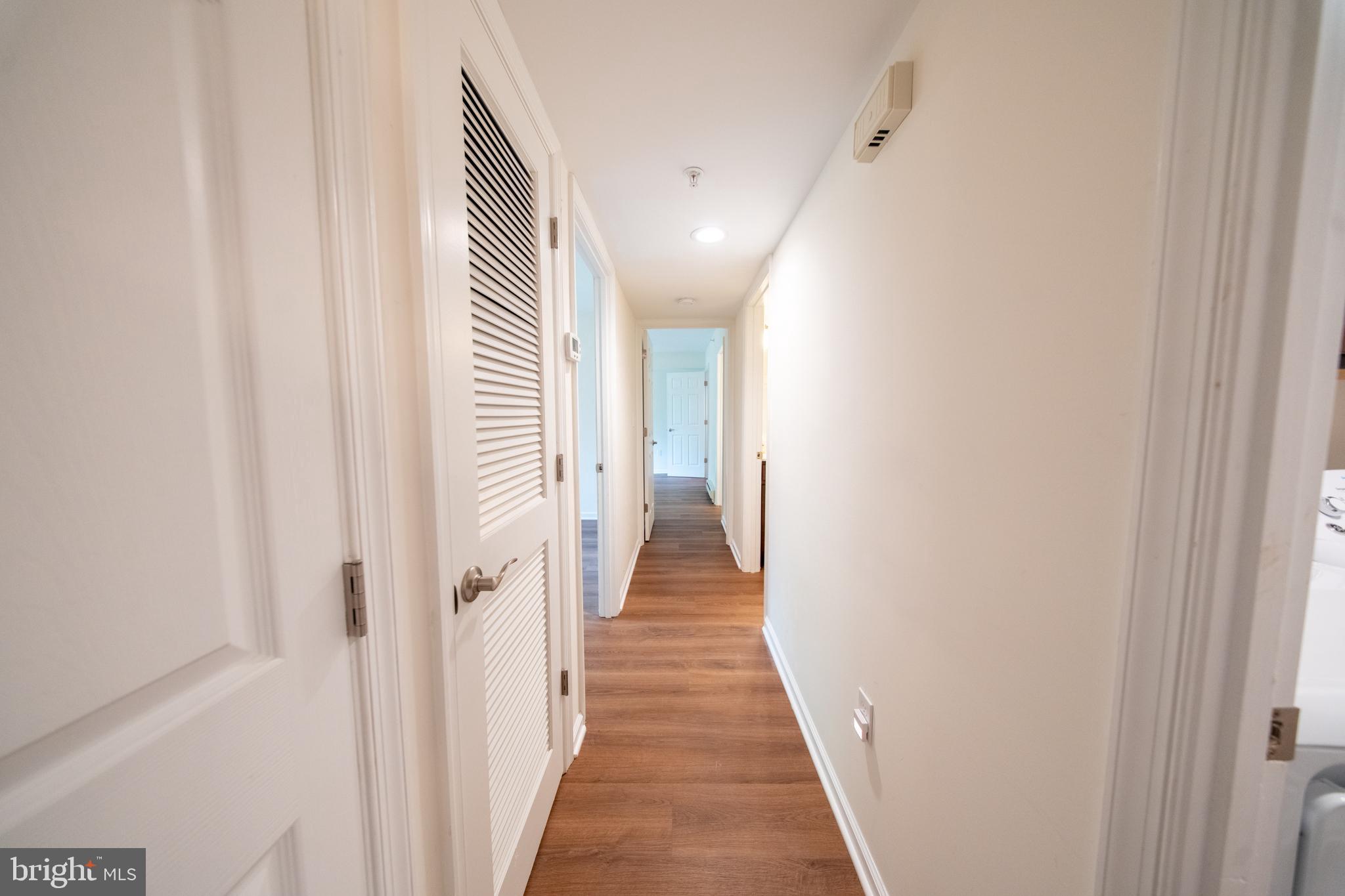 LEISURE WORLD - Residential