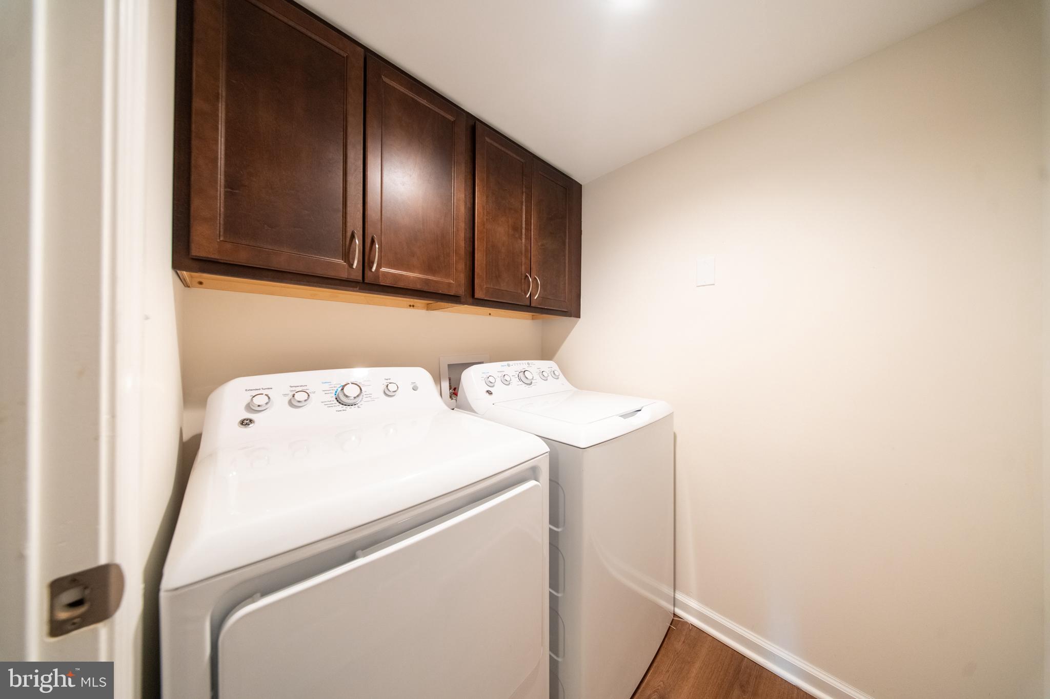 LEISURE WORLD - Residential