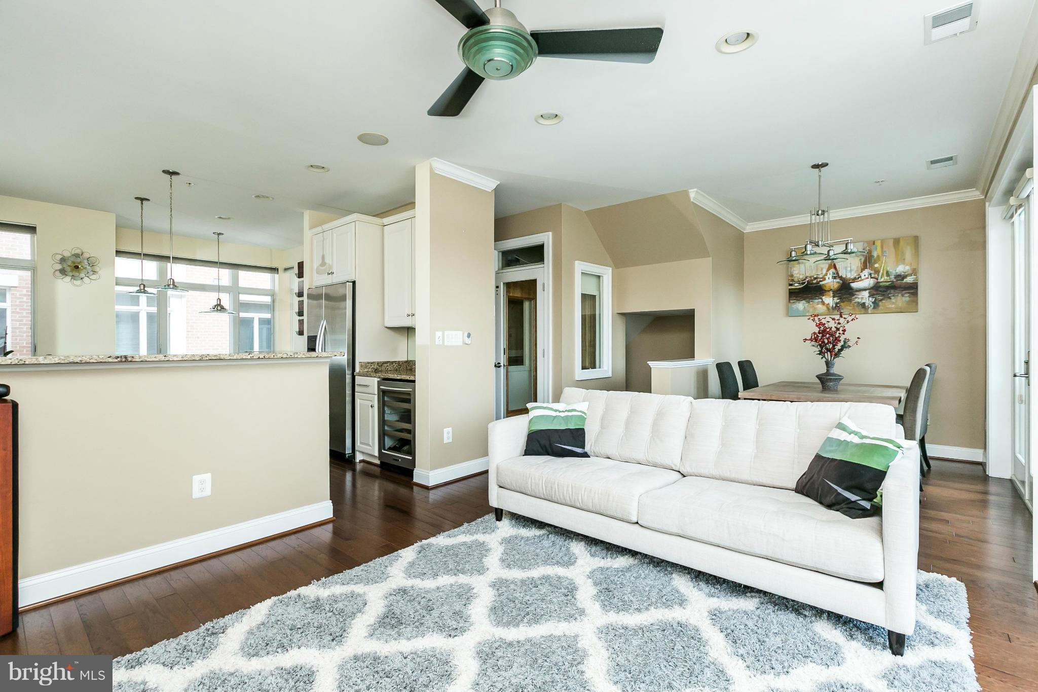 PIER HOMES AT HARBORVIEW - Residential