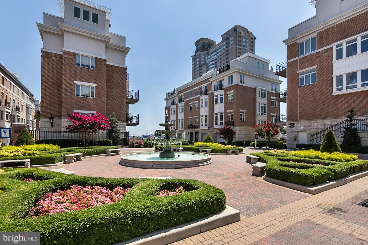 PIER HOMES AT HARBORVIEW - Residential