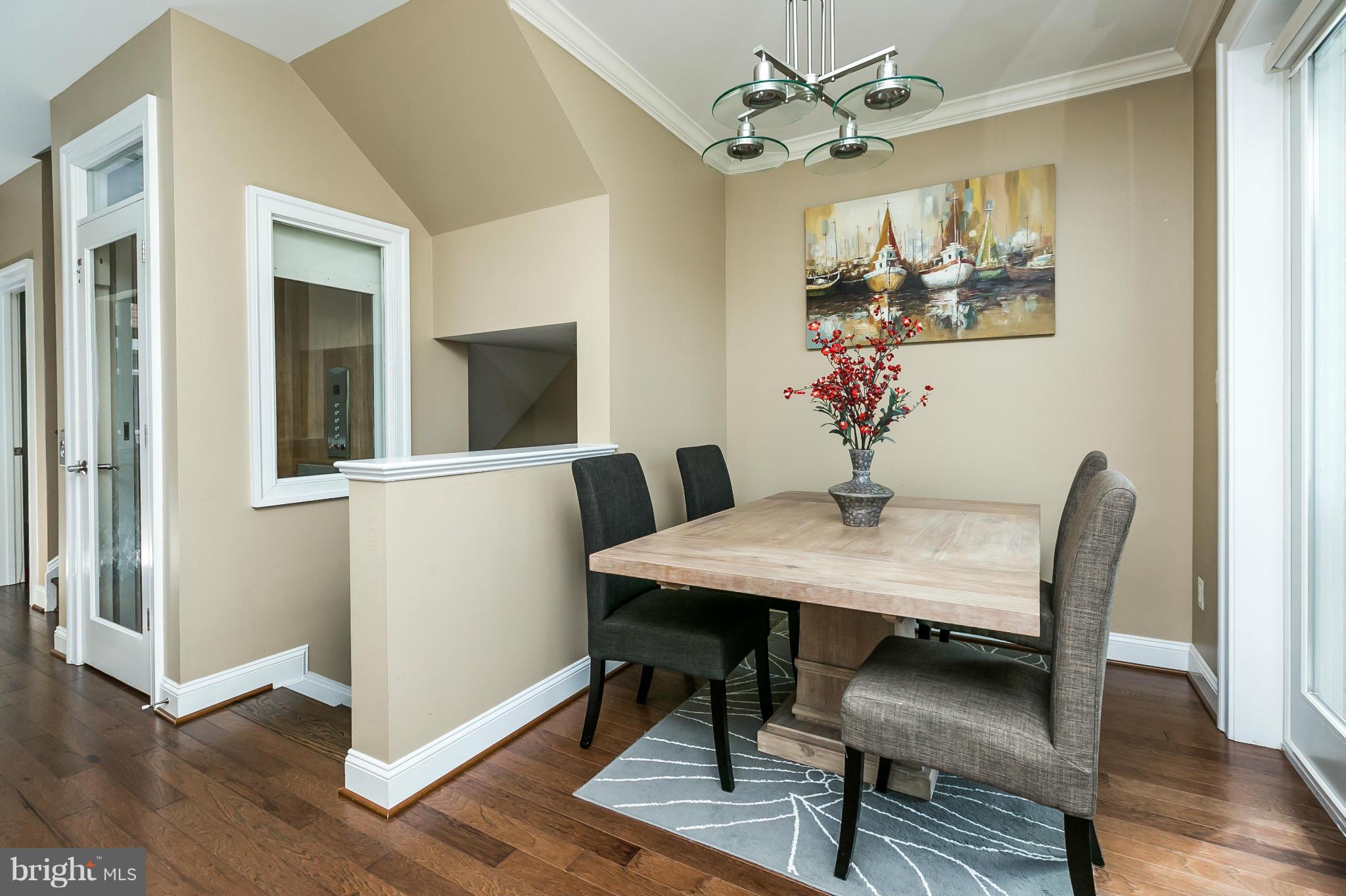 PIER HOMES AT HARBORVIEW - Residential