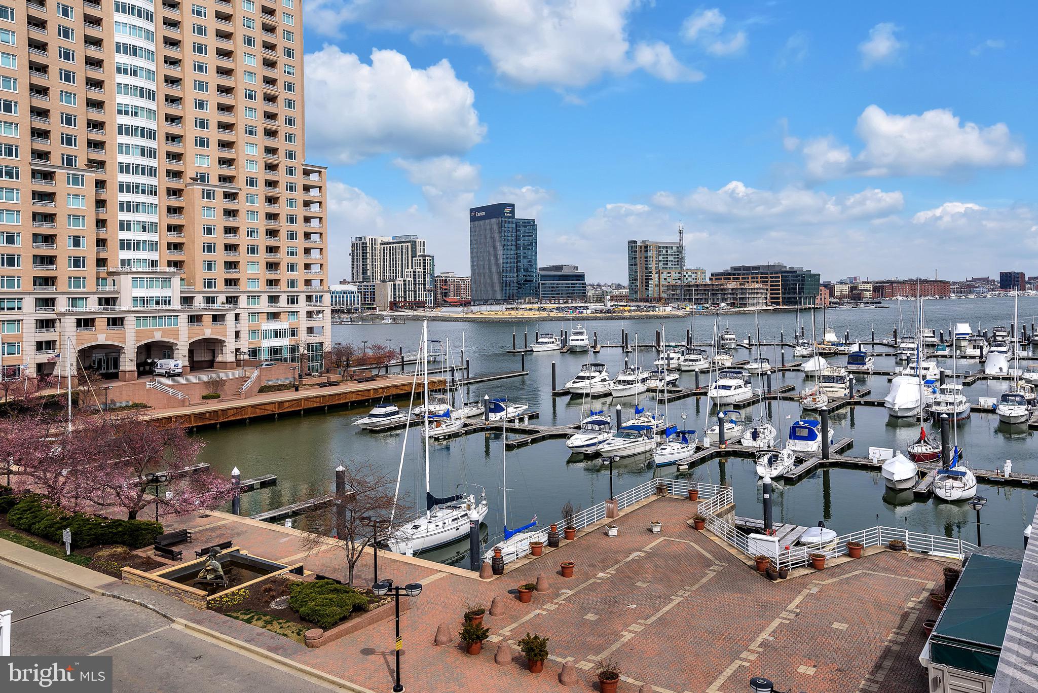 PIER HOMES AT HARBORVIEW - Residential