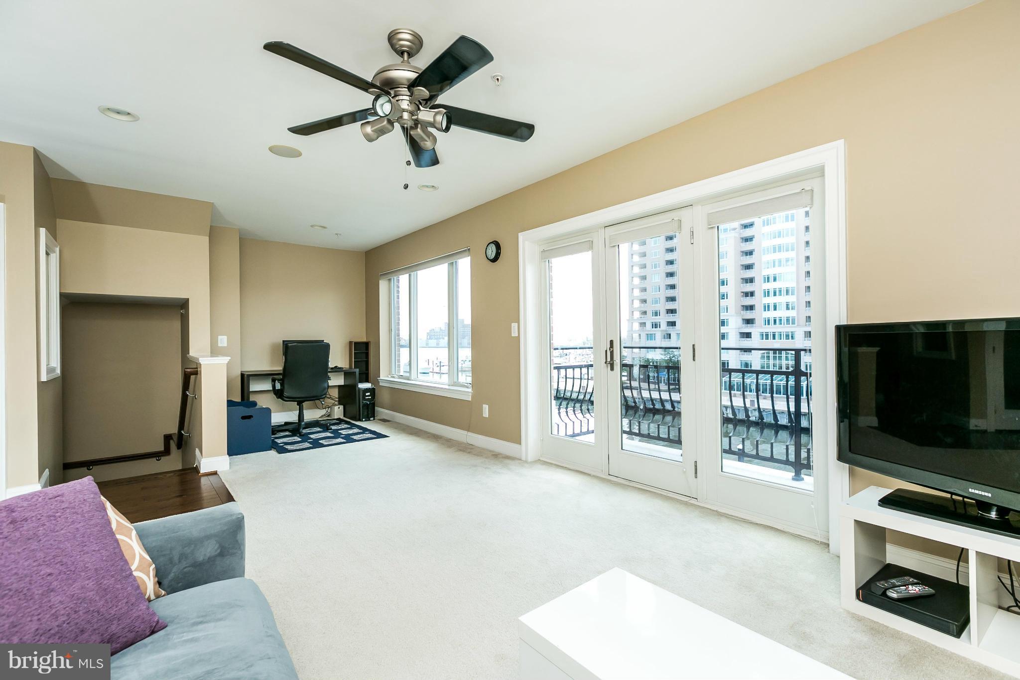 PIER HOMES AT HARBORVIEW - Residential
