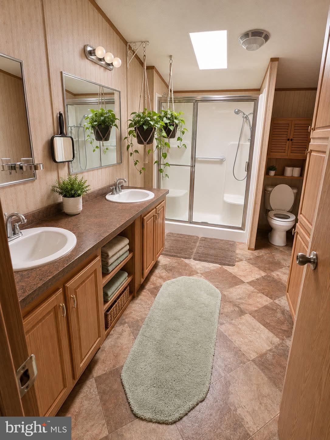 OAK RIDGE ESTATES - Residential