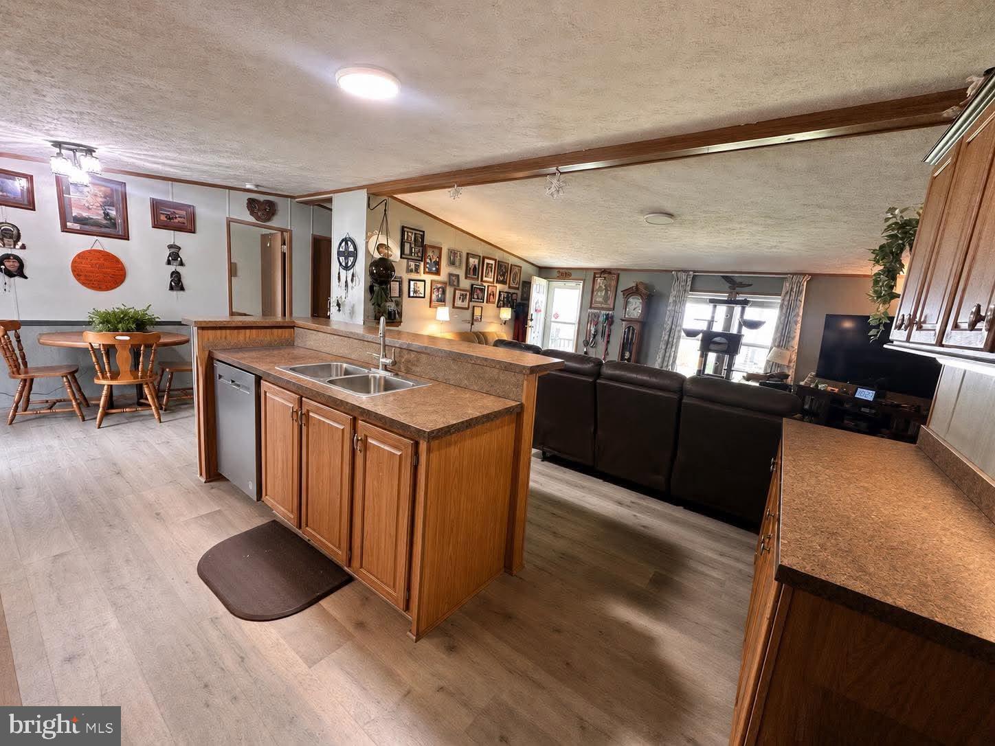 OAK RIDGE ESTATES - Residential