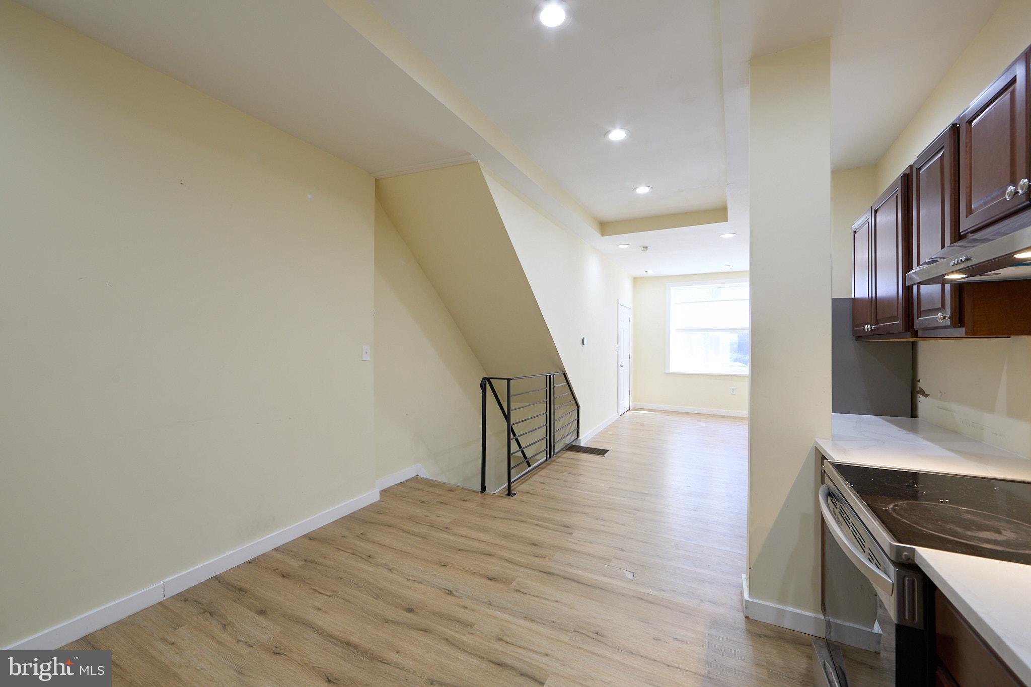 OLDE KENSINGTON - Residential