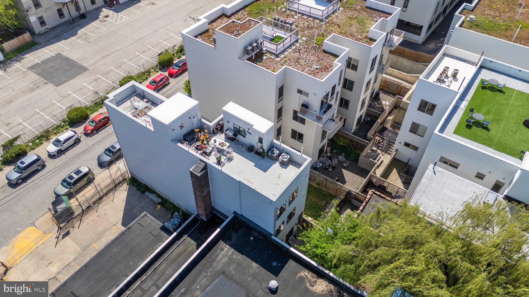 LUDLOW - Commercial Sale