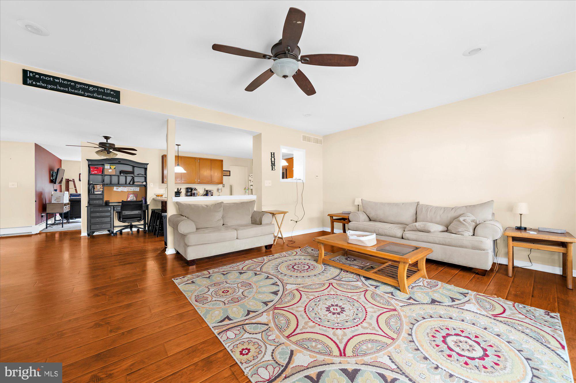 HALLOWELL - Residential