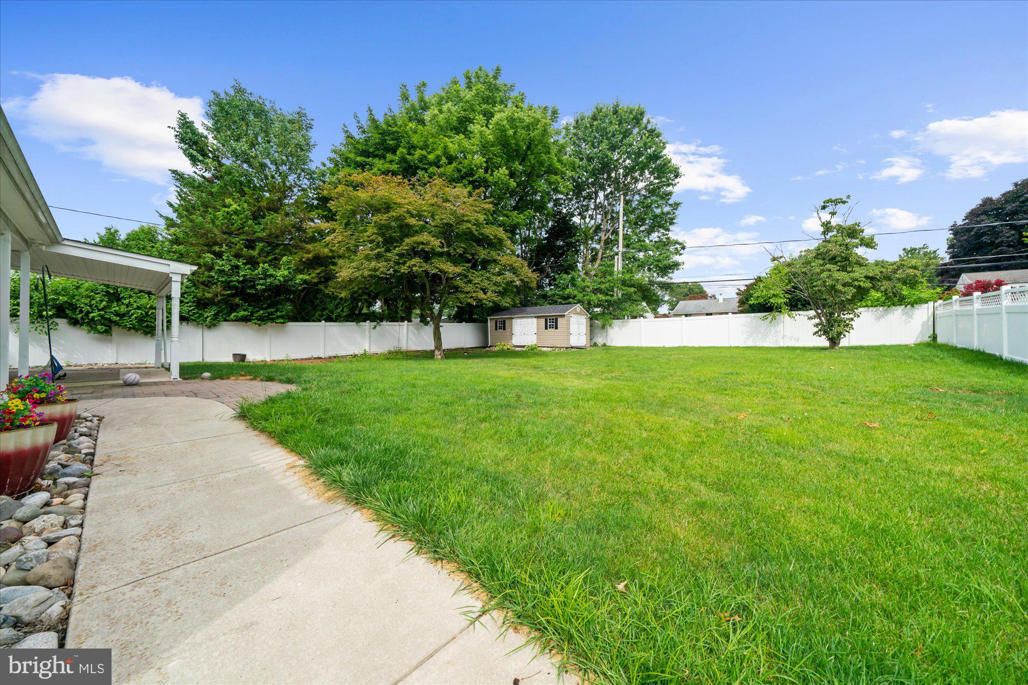 HALLOWELL - Residential