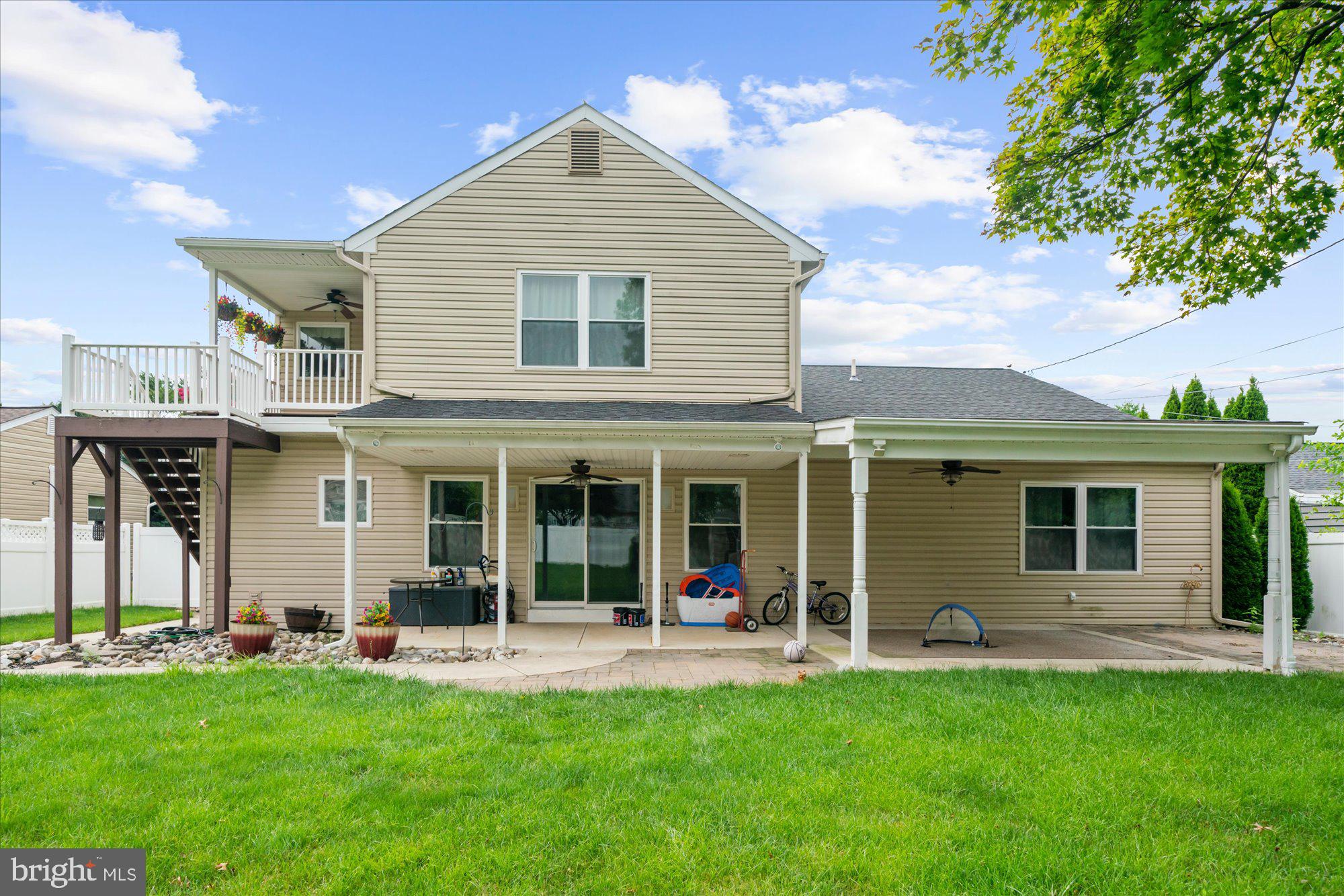 HALLOWELL - Residential