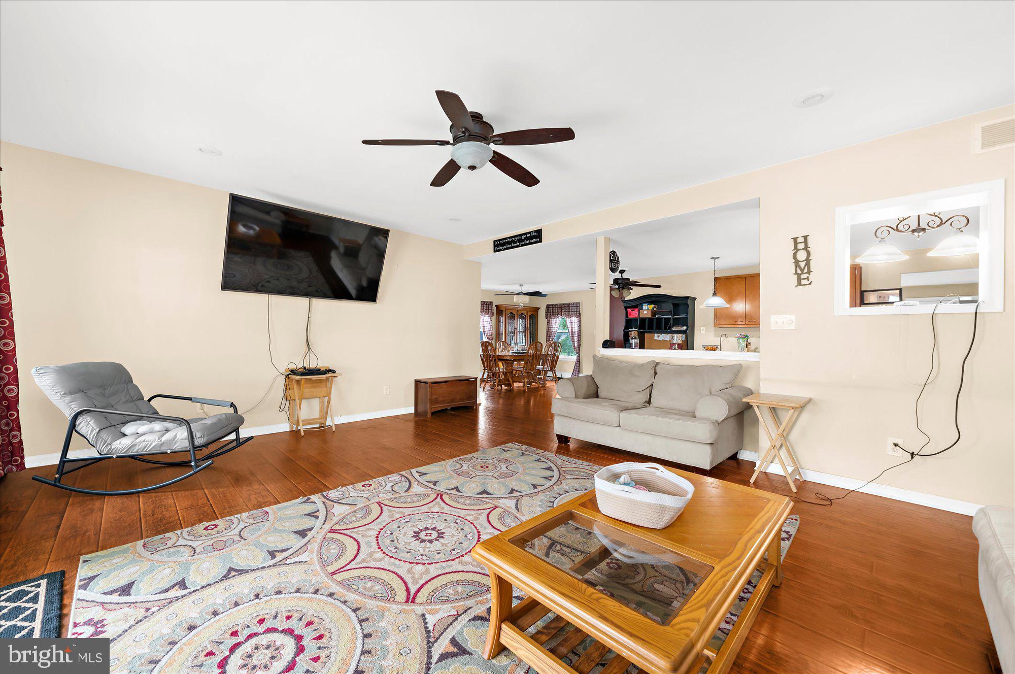 HALLOWELL - Residential