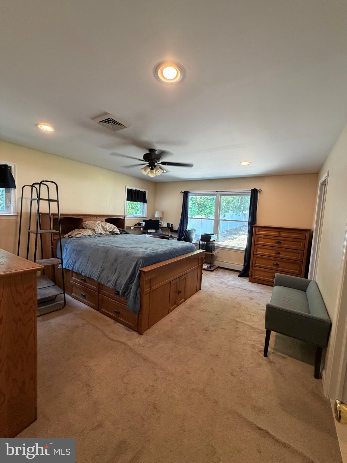 HALLOWELL - Residential
