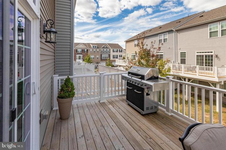 BRADLEY SQUARE - Residential Lease