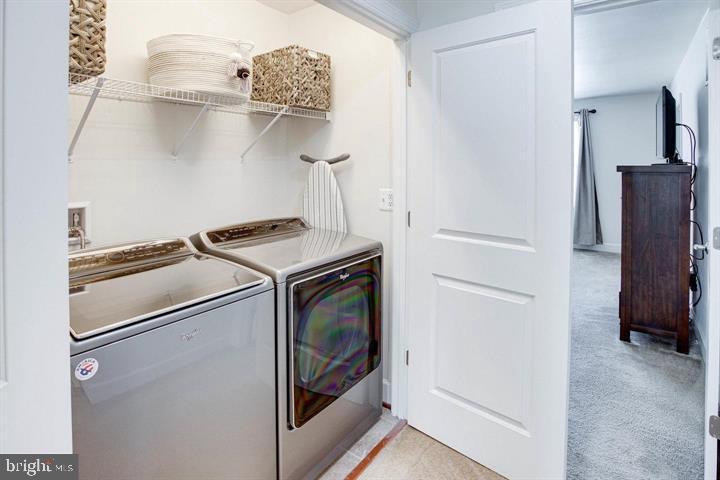 BRADLEY SQUARE - Residential Lease