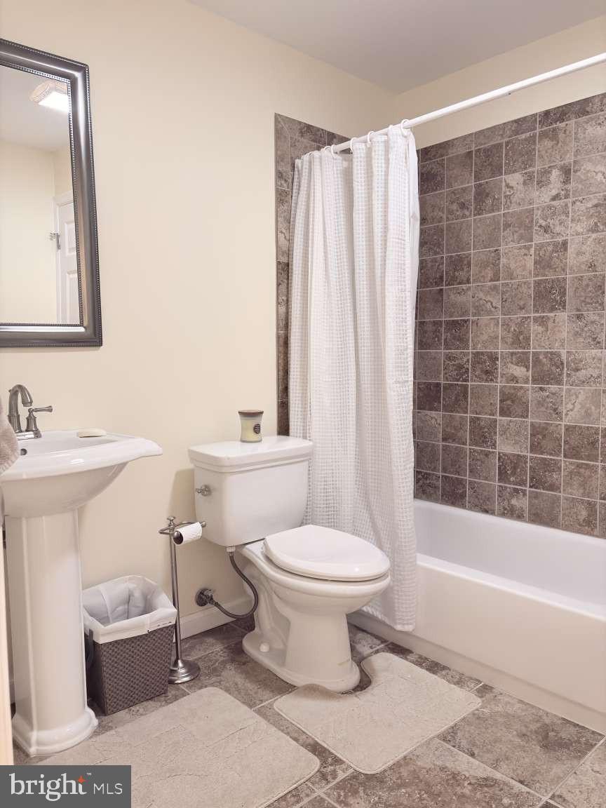 SENECA CROSSING - Residential